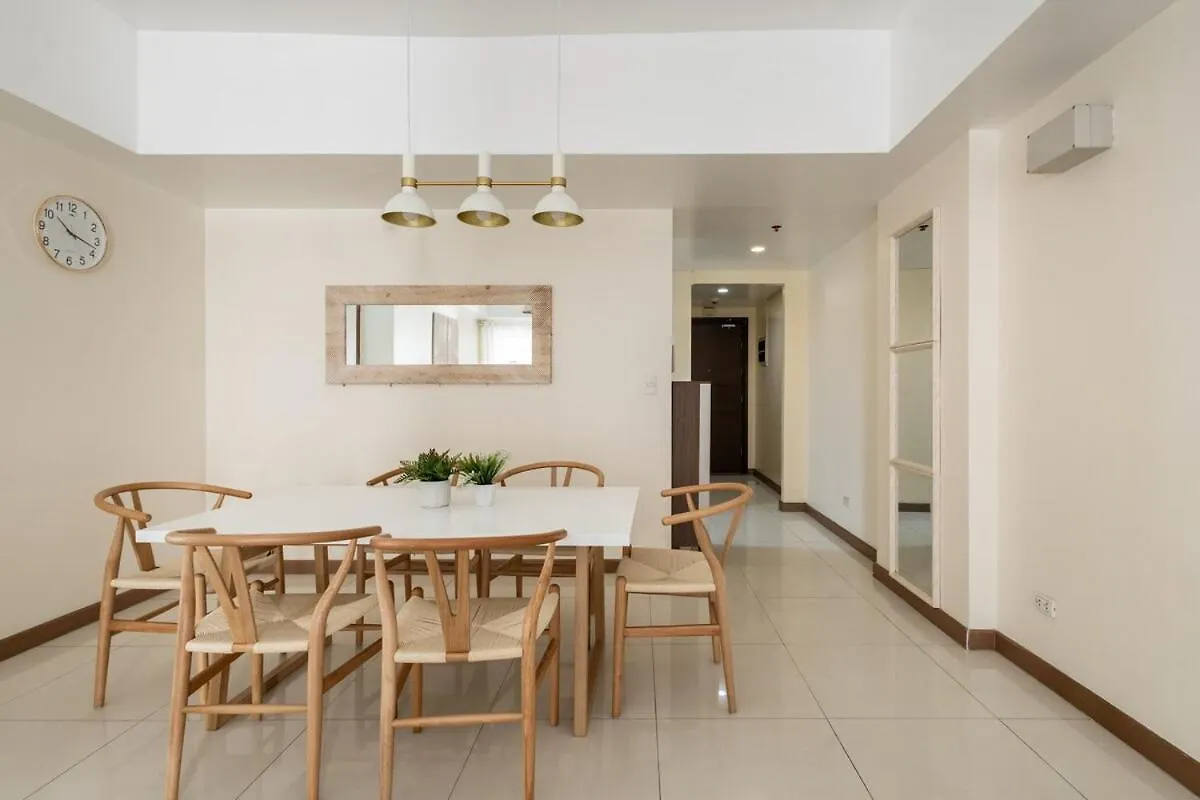 Minimalist Haven 3Br Unit At Mckinley Hill Apartment Manila Philippines