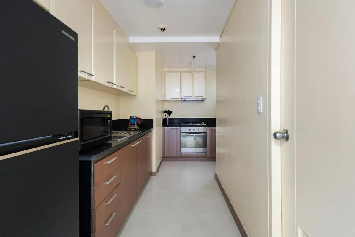 Minimalist Haven 3Br Unit At Mckinley Hill Apartment Manila