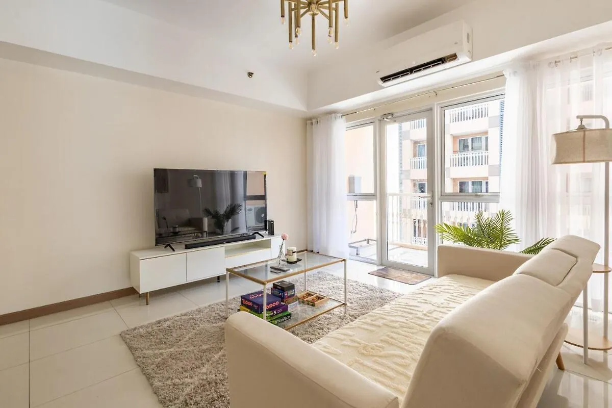 Minimalist Haven 3Br Unit At Mckinley Hill Apartment Manila Philippines