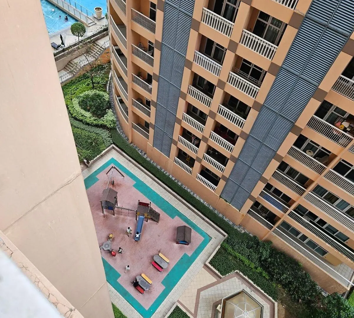 Minimalist Haven 3Br Unit At Mckinley Hill Apartment Manila